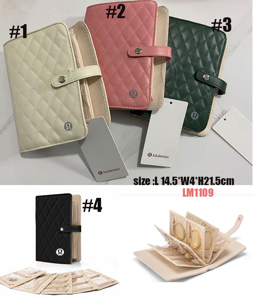 Lu quilted organizer
