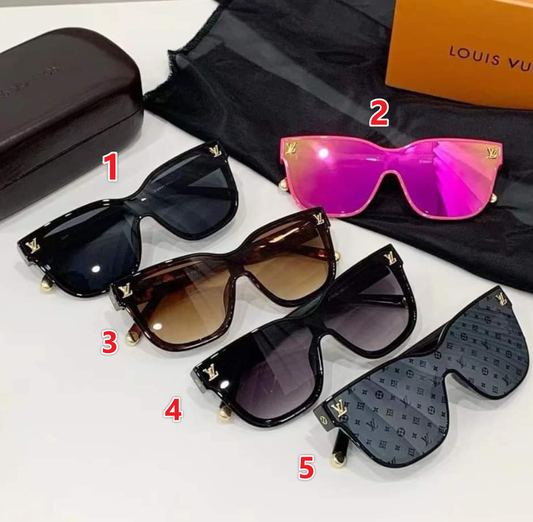 Sunglasses w case