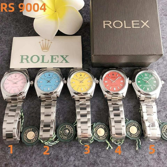 R watch with box