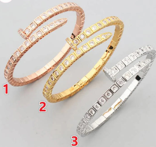Cart jeweled nail bracelet
