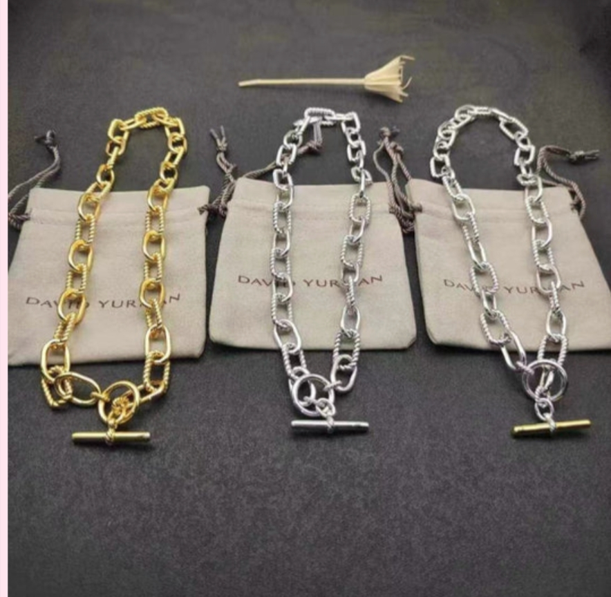 DY toggle necklace