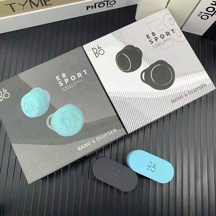 E8 sport ear phone with case