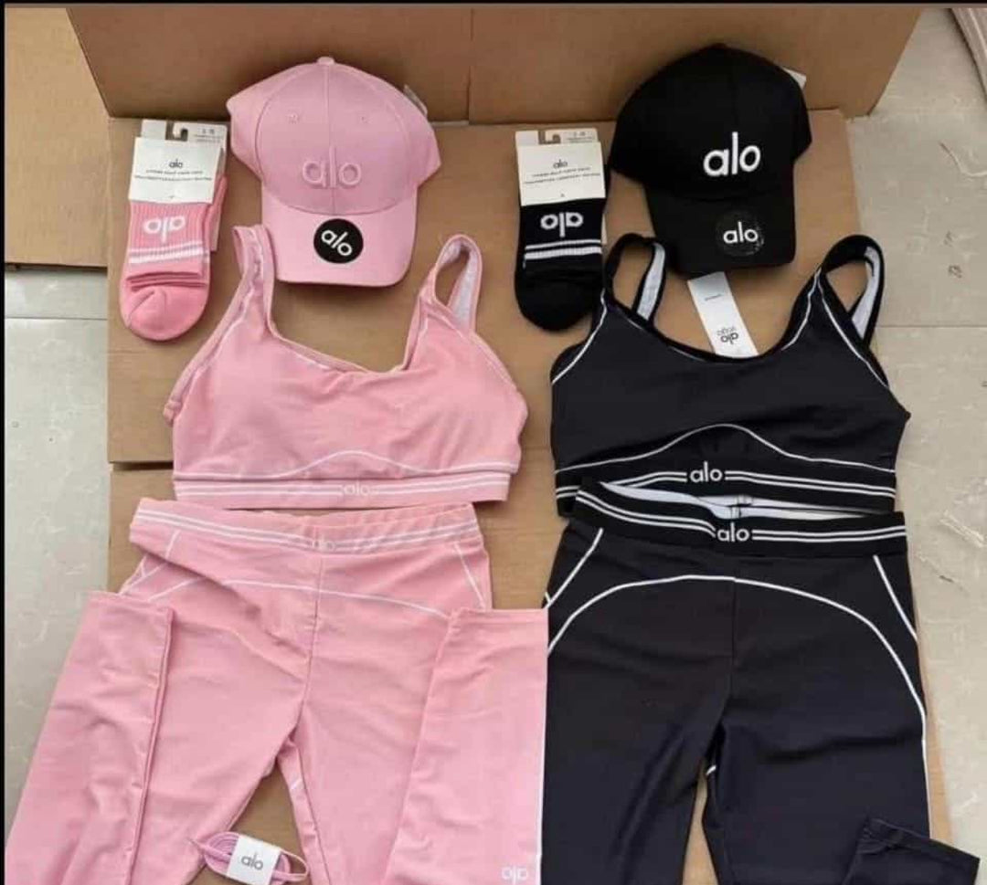 A lo full set: leggings, bra, hat, socks LIVE
