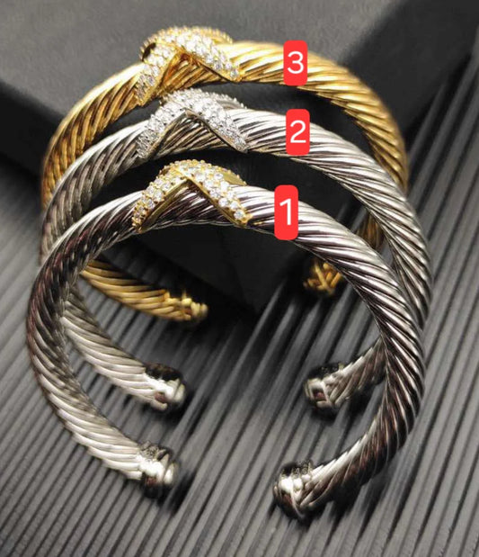 DY cuff