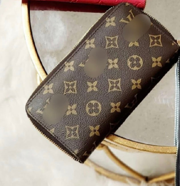 Single Zip Mono Wallet