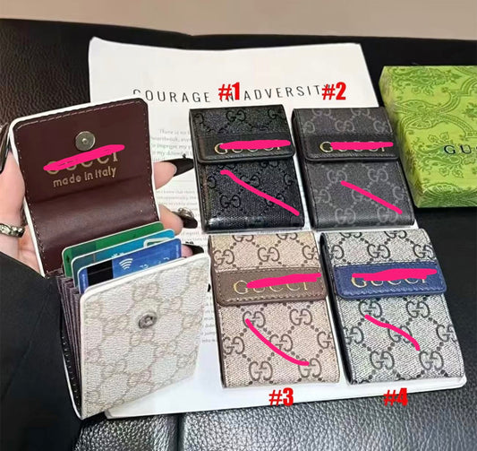 Double g card holder