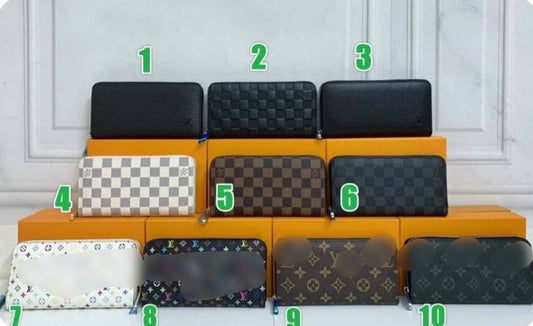 Single zip wallet
