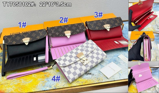 Vee Wristlet Wallet w Card Slots